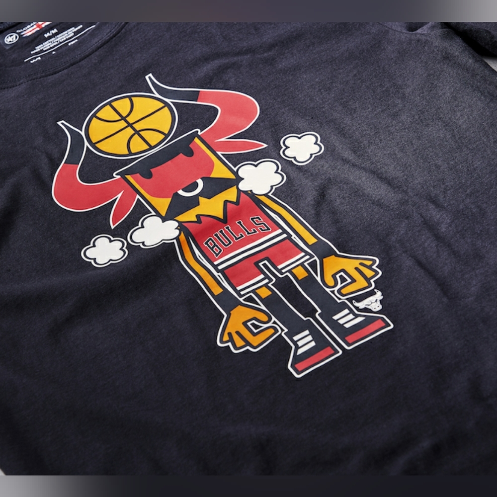LIMITED EDITION NBA Global Artist Pete Fowler Chicago Bulls Tee Men RARE